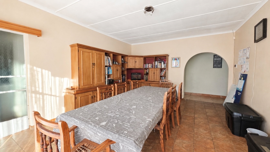 4 Bedroom Property for Sale in Flamwood North West